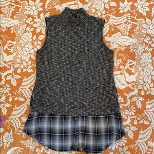 Adam Levine Mock turtleneck